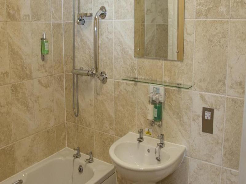 Boston West Hotel Екстериор снимка